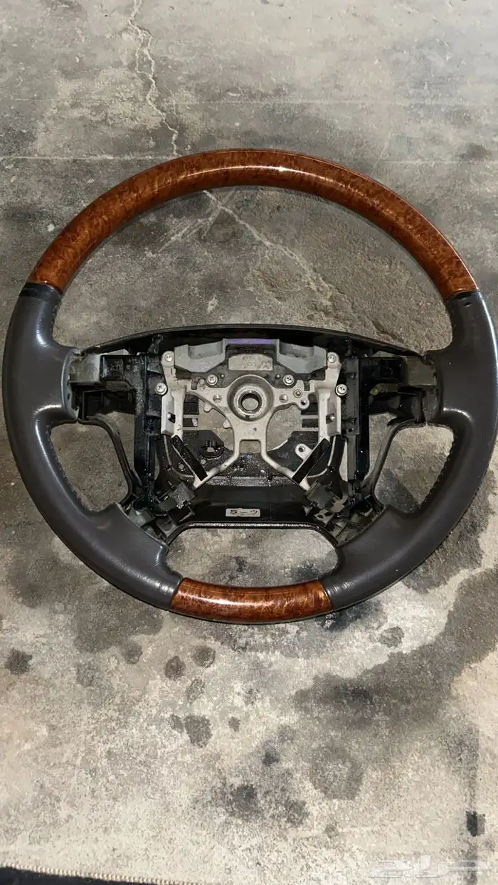 طارة لاندكروزر نظيفة 0