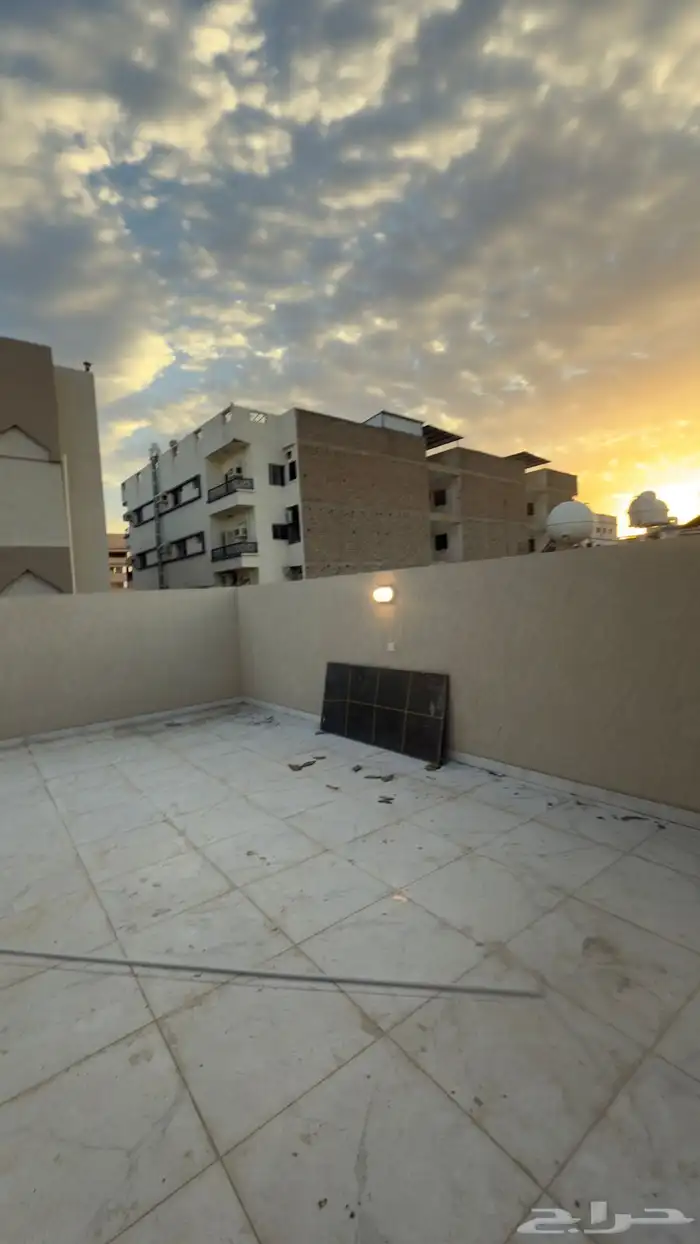 عمارة للبيع   شبرا الطائف 30