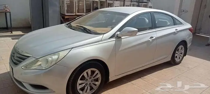 Hyundai Sonata 2013 model 3
