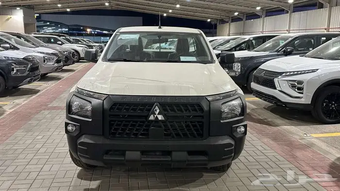 عرض خاص ميتسوبيشي L200 غمارة بنزين موديل 2024 0