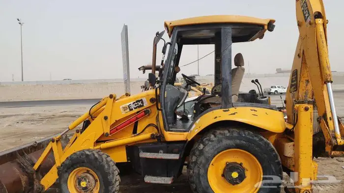 جي سي بي للايجار JCB FOR RENT 3