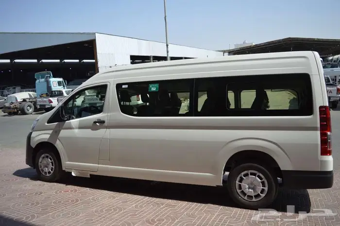 تويوتا باص هاي اس 2026 ديزل 13 راكب سقف مرتفع عبداللطيف 8