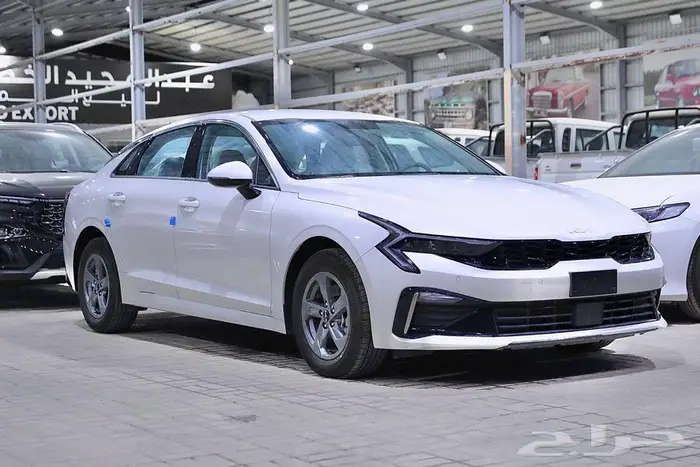 كيا K5 ستاندر 2024 لدى شركة عبدالمجيد الخضر 1