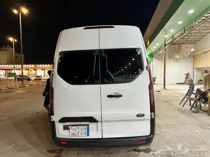 باص بضاعه فورد موديل 2019 1