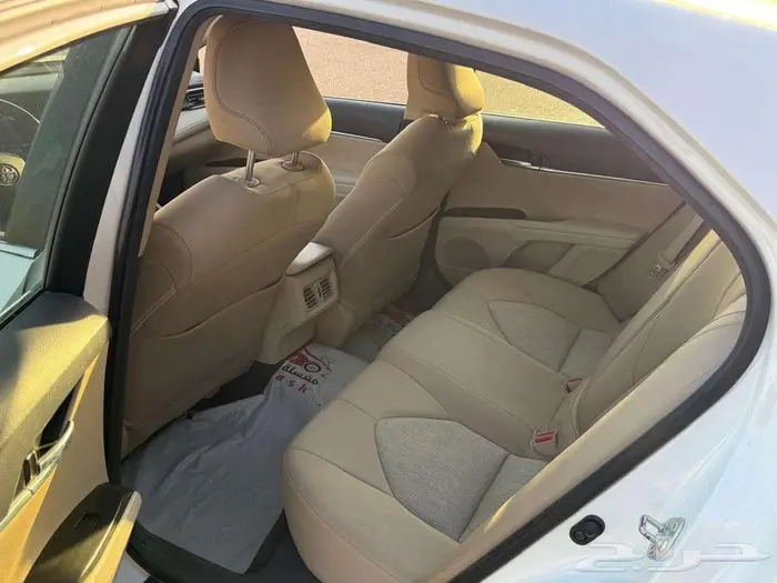 تويوتا كامري LE بنزين طيس موديل 2022 ممشى 76000 11