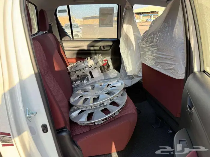 تويوتا هايلكس غمارتين ديزل بدون دبل 2400 موديل 2025 9