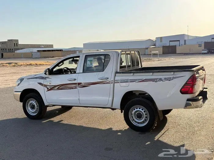 تويوتا هايلكس غمارتين GL2 ديزل سلق موديل 2025 4