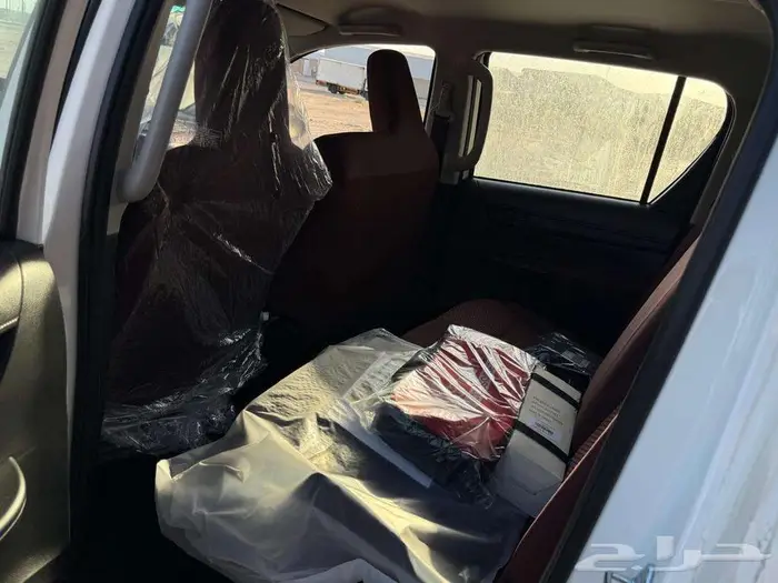 تويوتا هايلكس غمارتين GL2 ديزل سلق موديل 2025 10