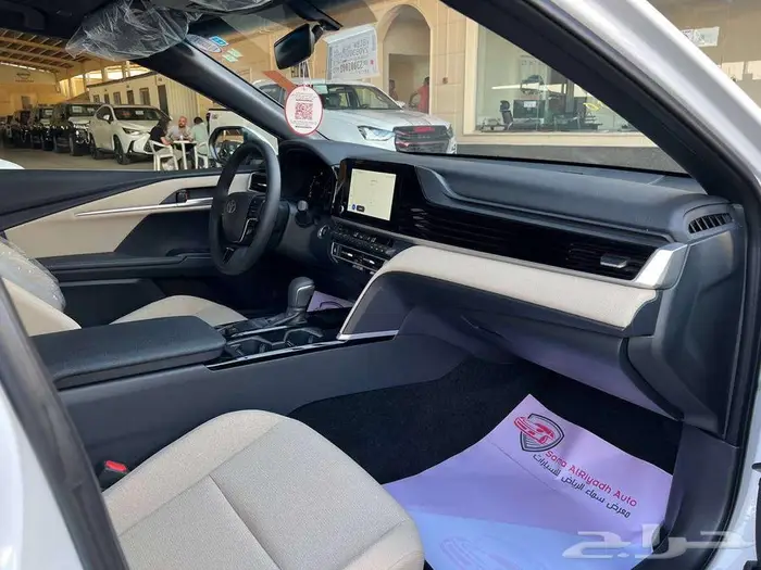 تويوتا كامري LE بنزين 2025 متاح اقساط و كاش 6