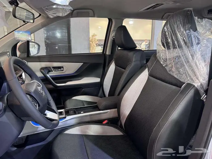 تويوتا فيلوز glx 2025 13