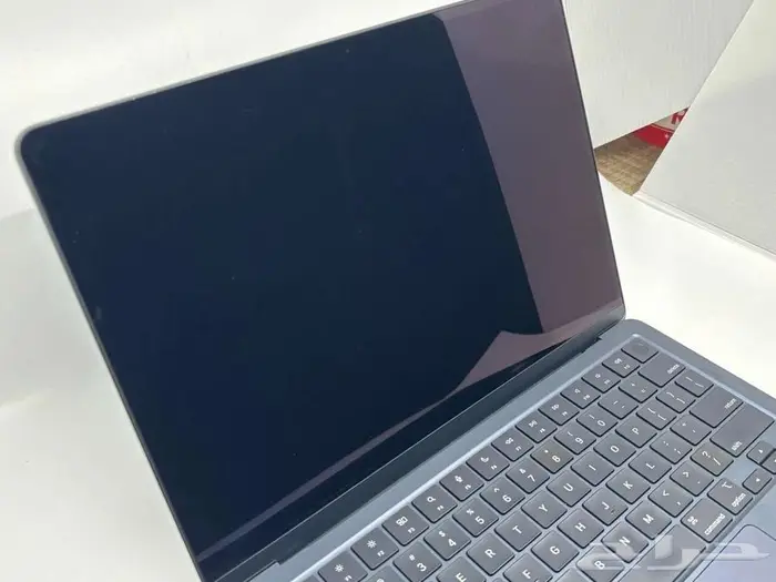 Mac Book Air- Apple M2 Chip- Ram 8GB--جهاز ماك بوك اير M2 5