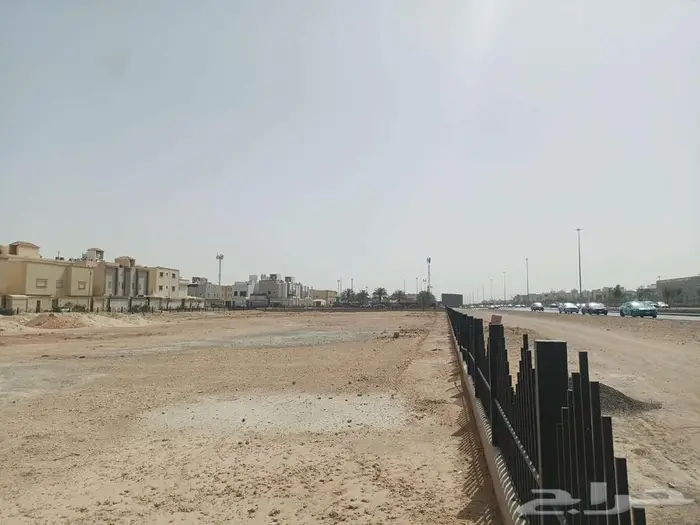 ارض تجارية للبيع في حي المونسية 9