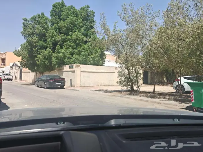 فيلا للبيع دور واحد 1