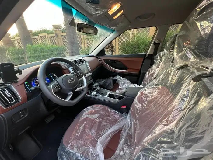 مخزن جيب هونداي كريتا نص فل 2024 الناغي 6 الاف كم فقط 37