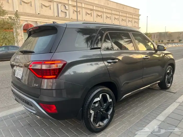 مخزن جيب هونداي كريتا نص فل 2024 الناغي 6 الاف كم فقط 25