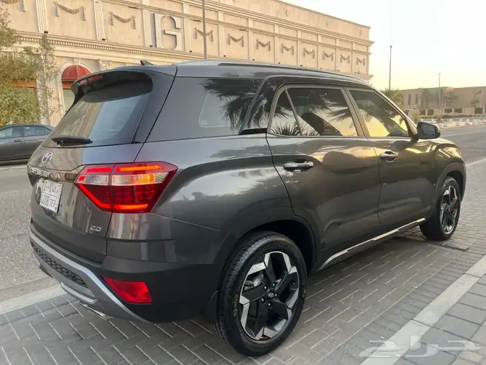 مخزن جيب هونداي كريتا نص فل 2024 الناغي 6 الاف كم فقط 32