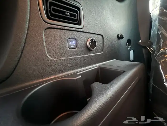 مخزن جيب هونداي كريتا نص فل 2024 الناغي 6 الاف كم فقط 81