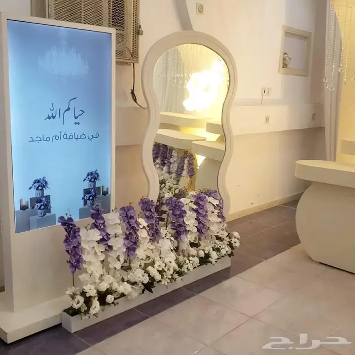 للبيع كوش واستقبال عربات ملكة ورد صناعي وغيرها 3