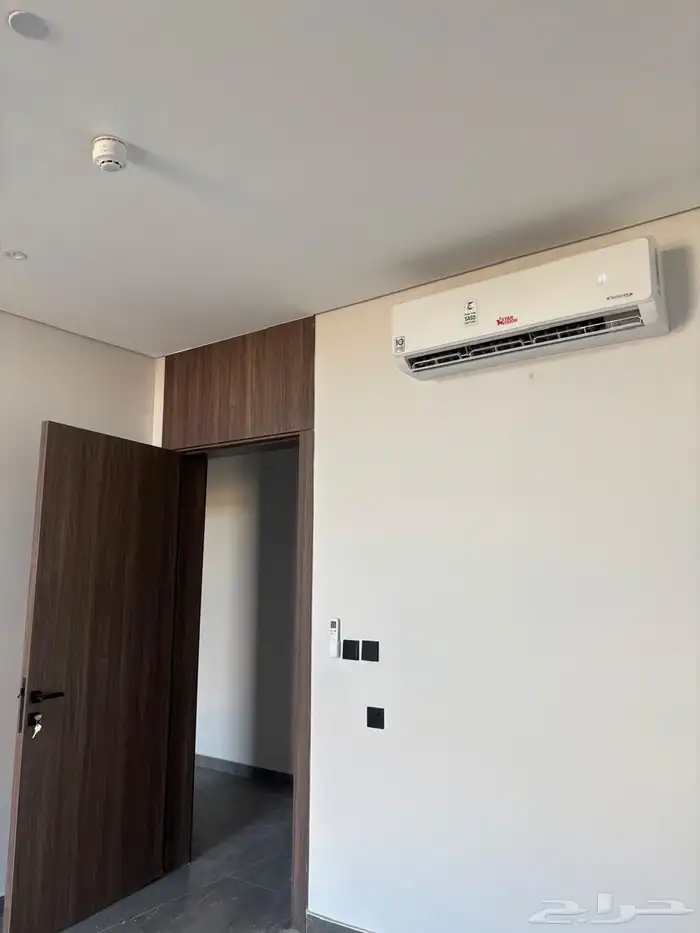 شقة بنظام دور للإيجار بحي العارض 1