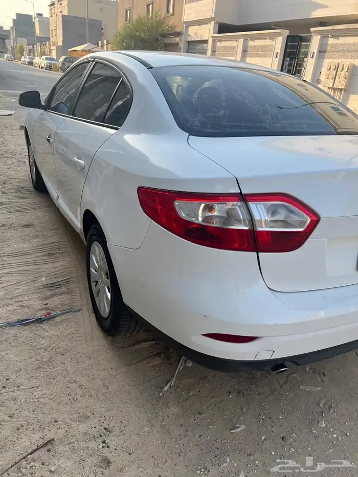 رينو فلوانس 2014 عداد 217 الف 2