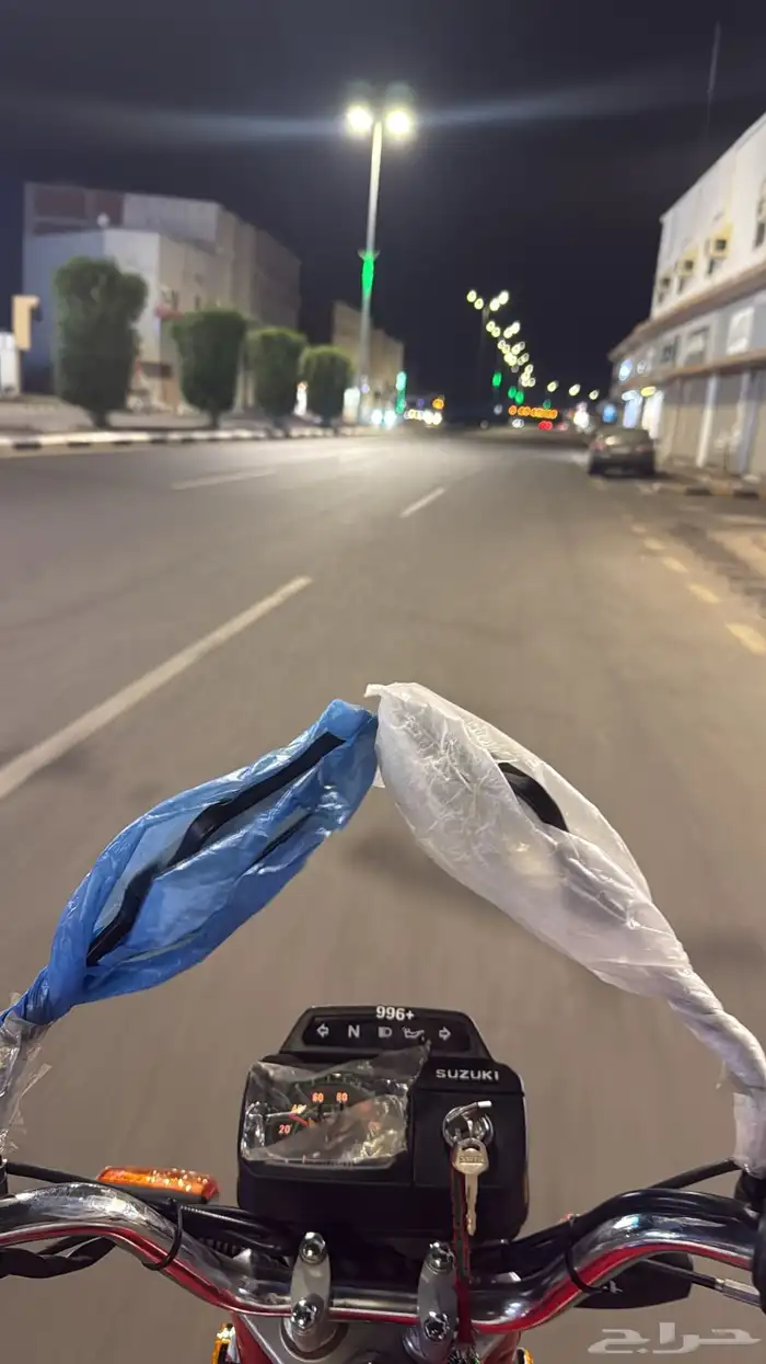 للبيع دبابax100 6