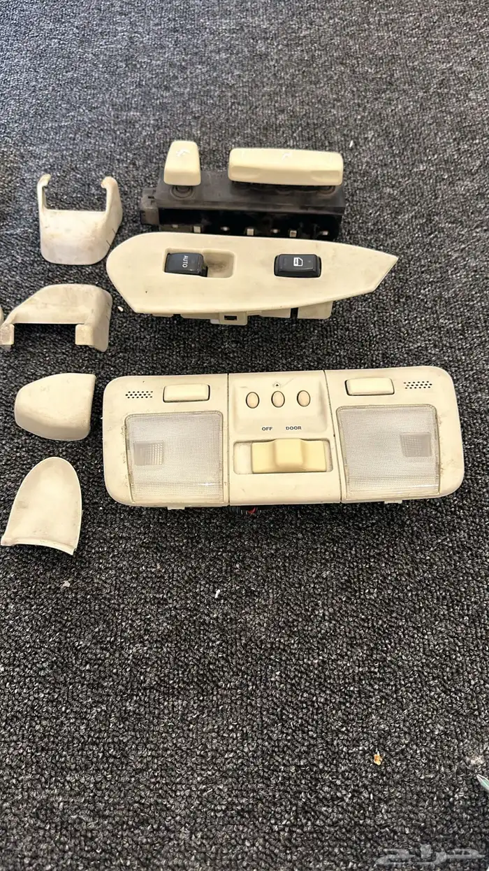 قطع غيار لكزس sc 430 مديل 2002 الى 2008 1