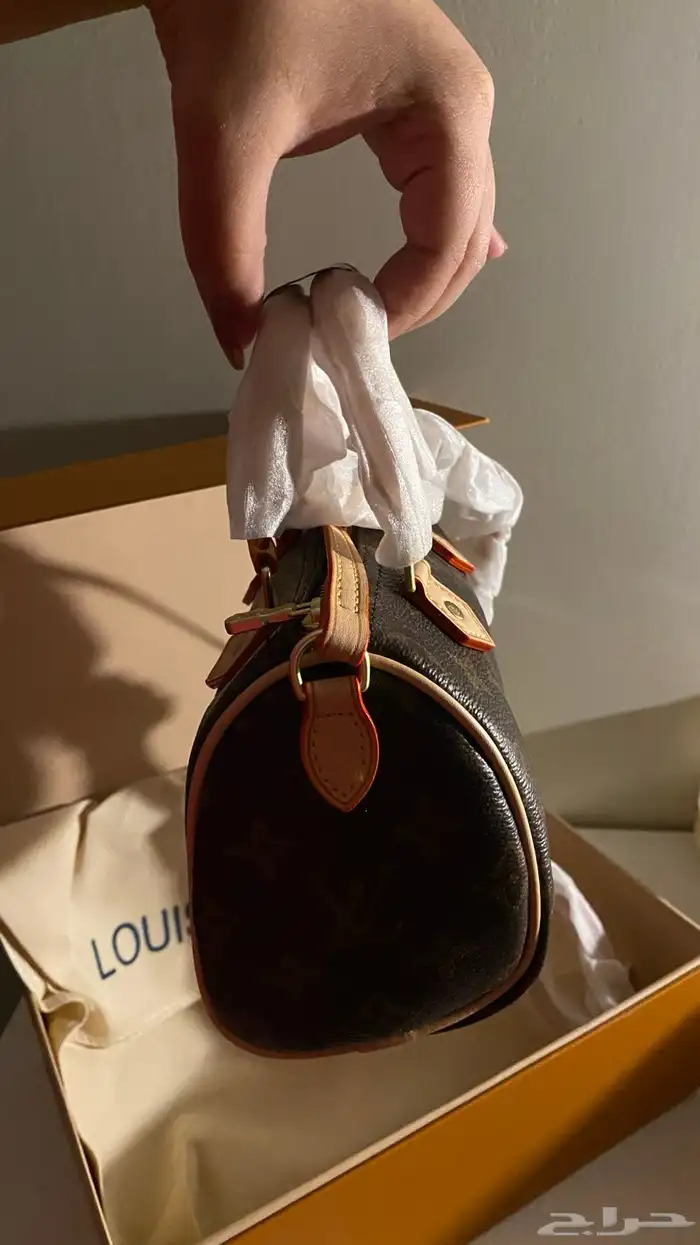 شنط ماركات بجوده حلوه 1