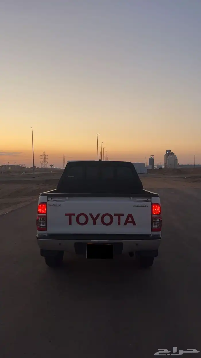 للبيع هايلكس دبل 2013 4