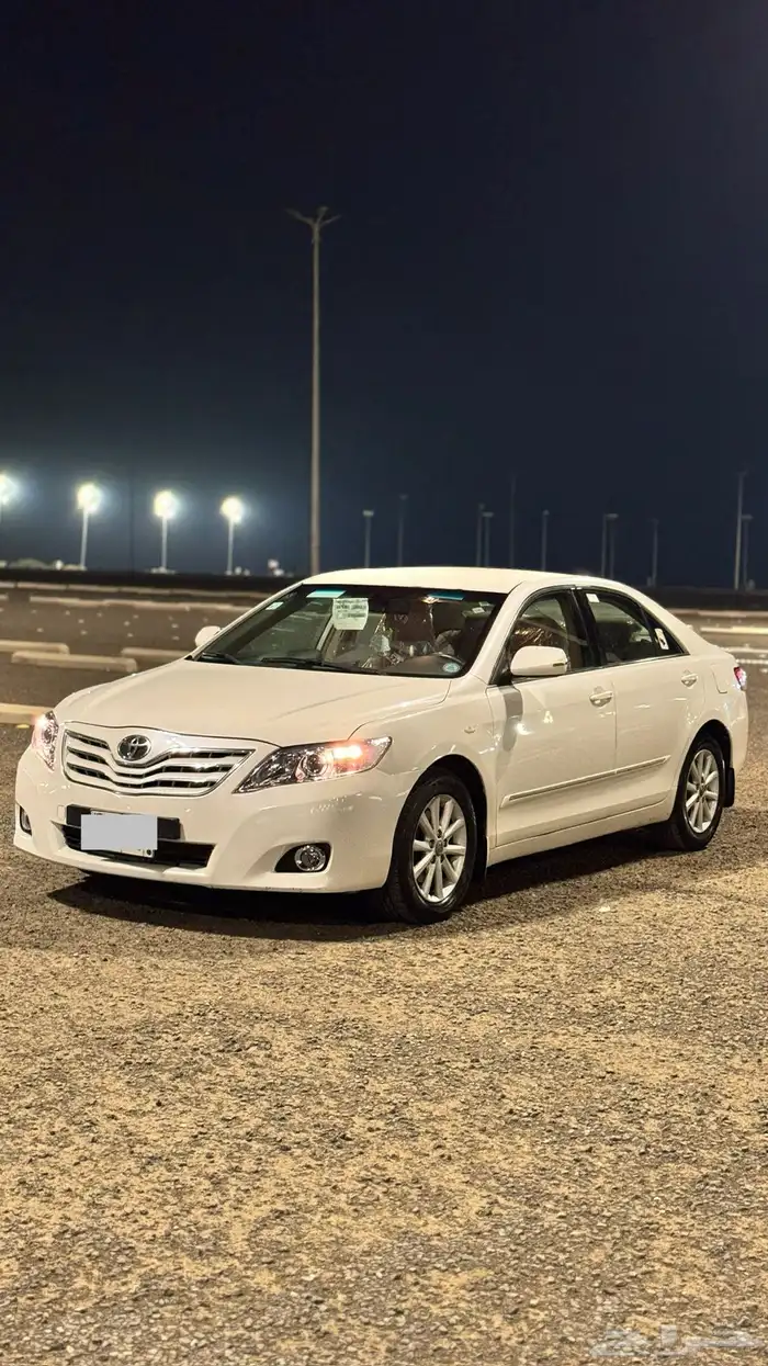 كامري 2010 GLX بدون فتحة شرط ممشى قليل 9