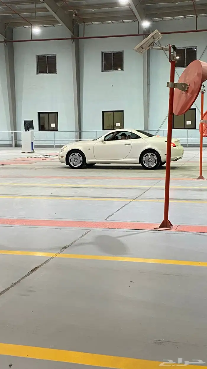 لكزس Sc430 كوبية كشف 2005 لون ابيض داخلية جملي نظيفه 16