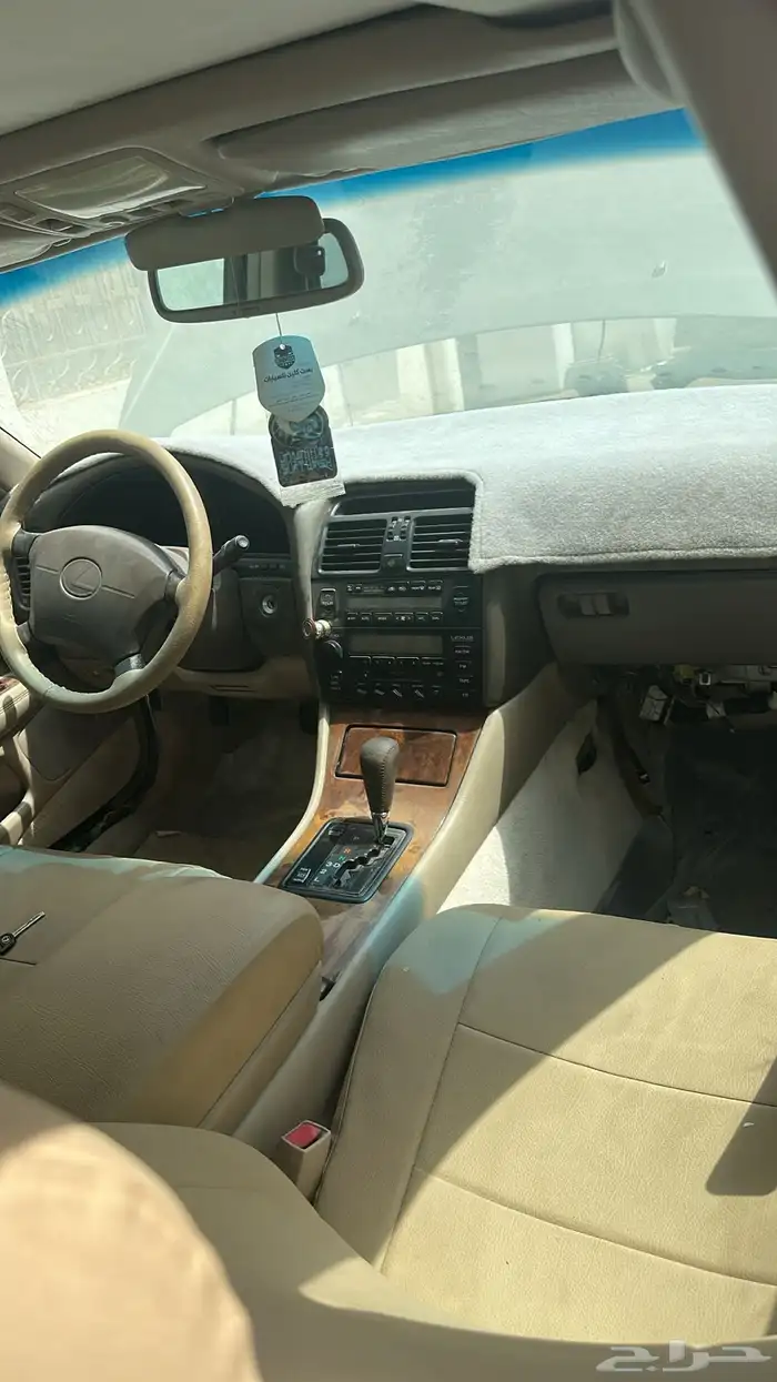 للبيع لكزس 1997 400 Ls خليجي مكينة وارد 18