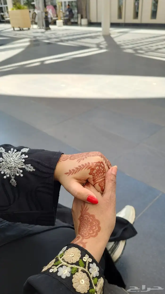 حناء بأيد  سعودية.. نقشك فخر في اليوم الوطني 8