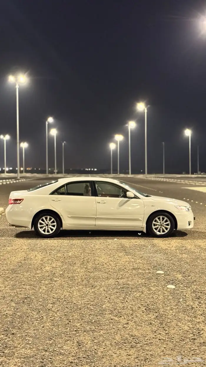 كامري 2010 GLX بدون فتحة شرط ممشى قليل 3