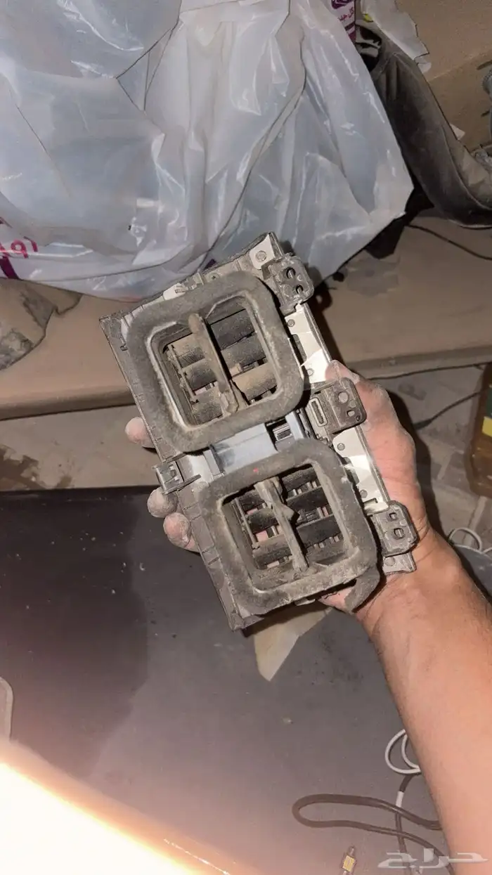 قطع غيار لكزس 460 19