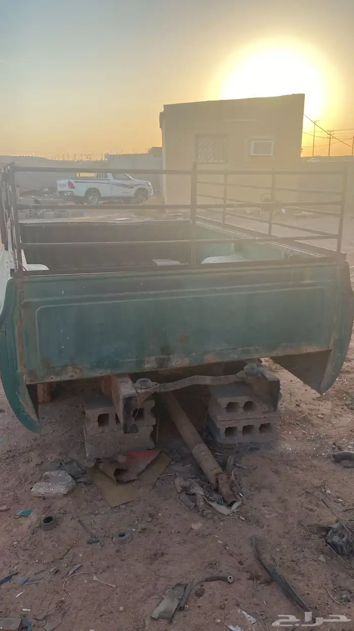 صندوق سيارة جمس للبيع بكامل اغراضه 0