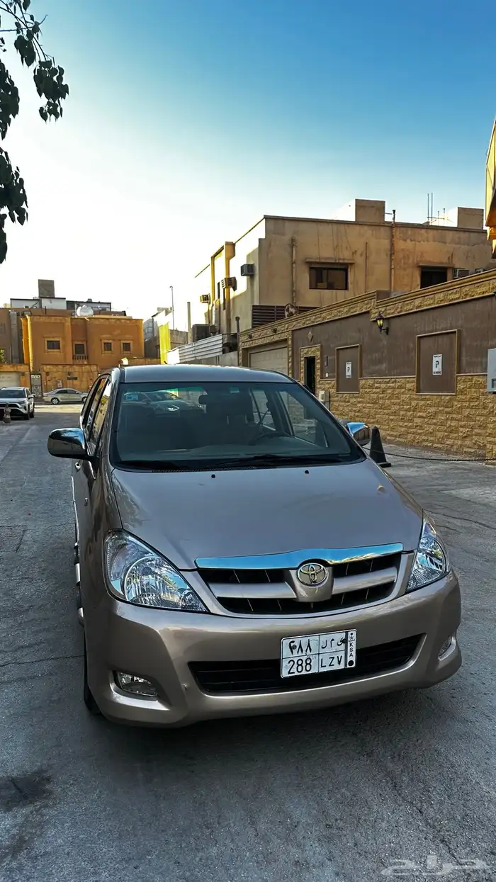 انوفا 2008 3
