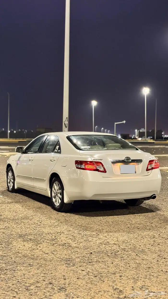 كامري 2010 GLX بدون فتحة شرط ممشى قليل 10