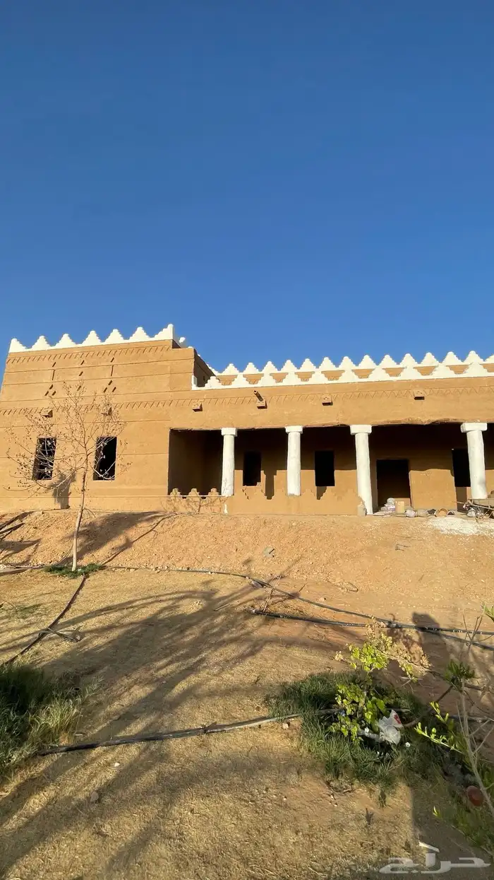 مقاول بيوت طين وترميم البيوت القديمه وديكور مسلح تراثي 0