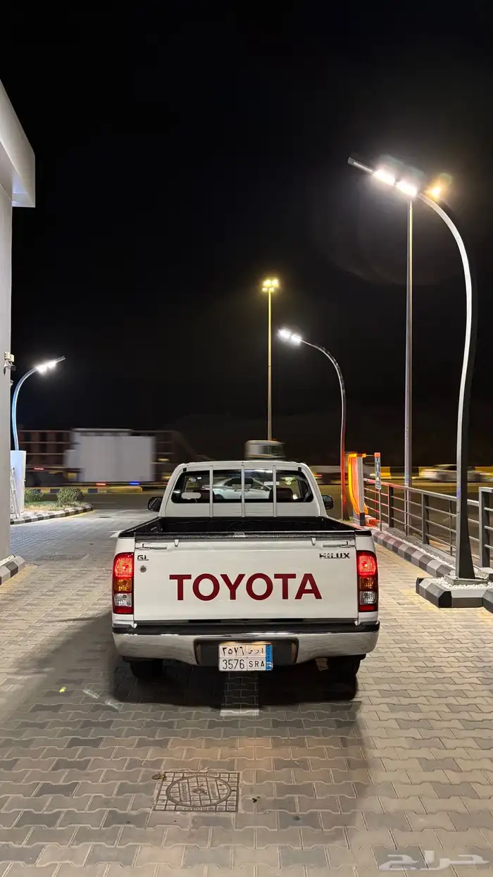 هايلكس للبيع 9