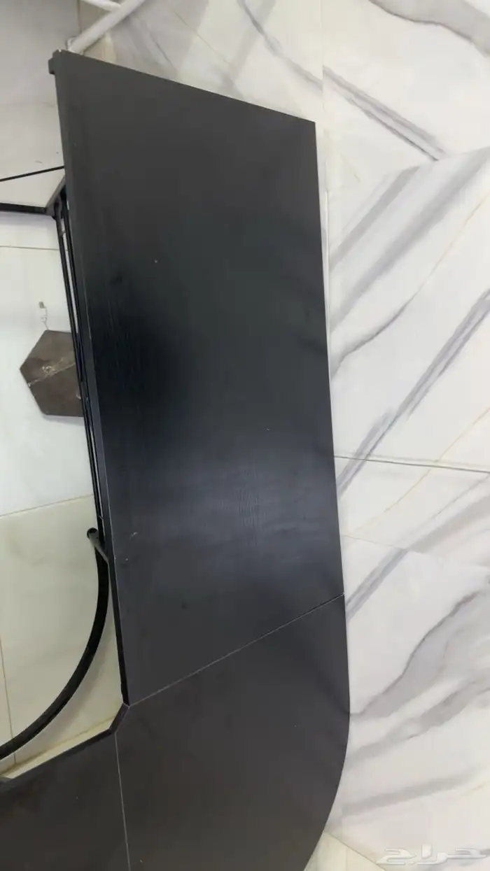 طاولة L 1