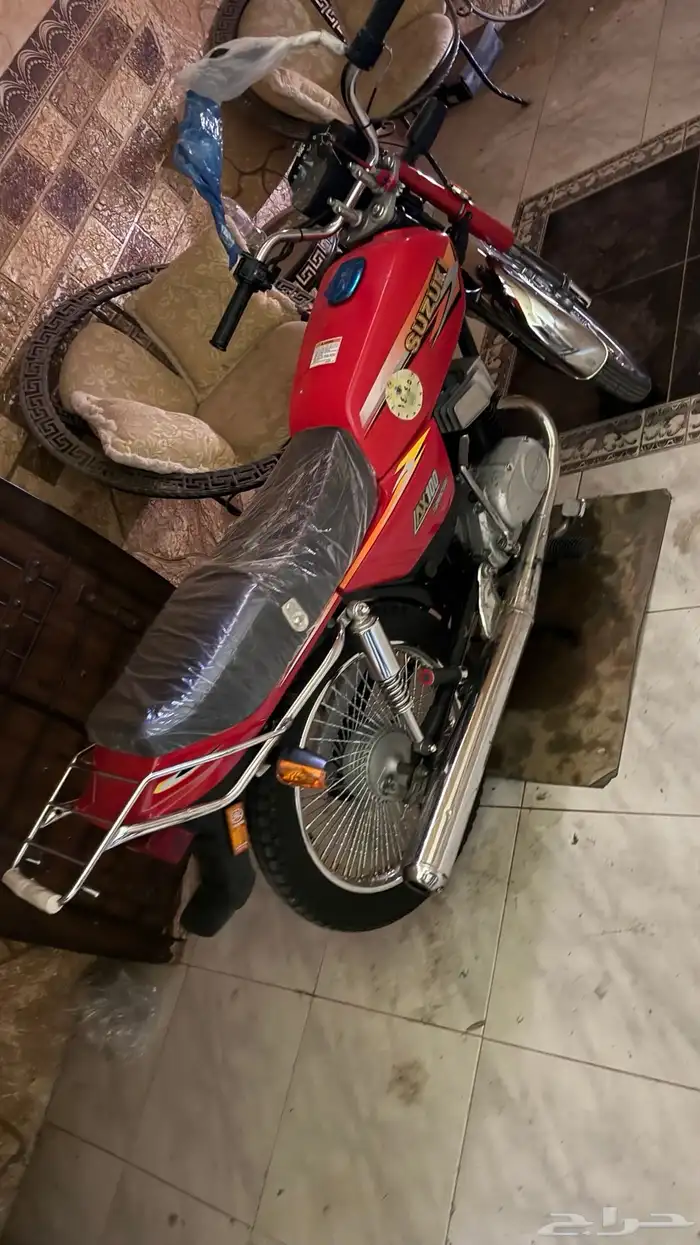 للبيع دبابax100 4