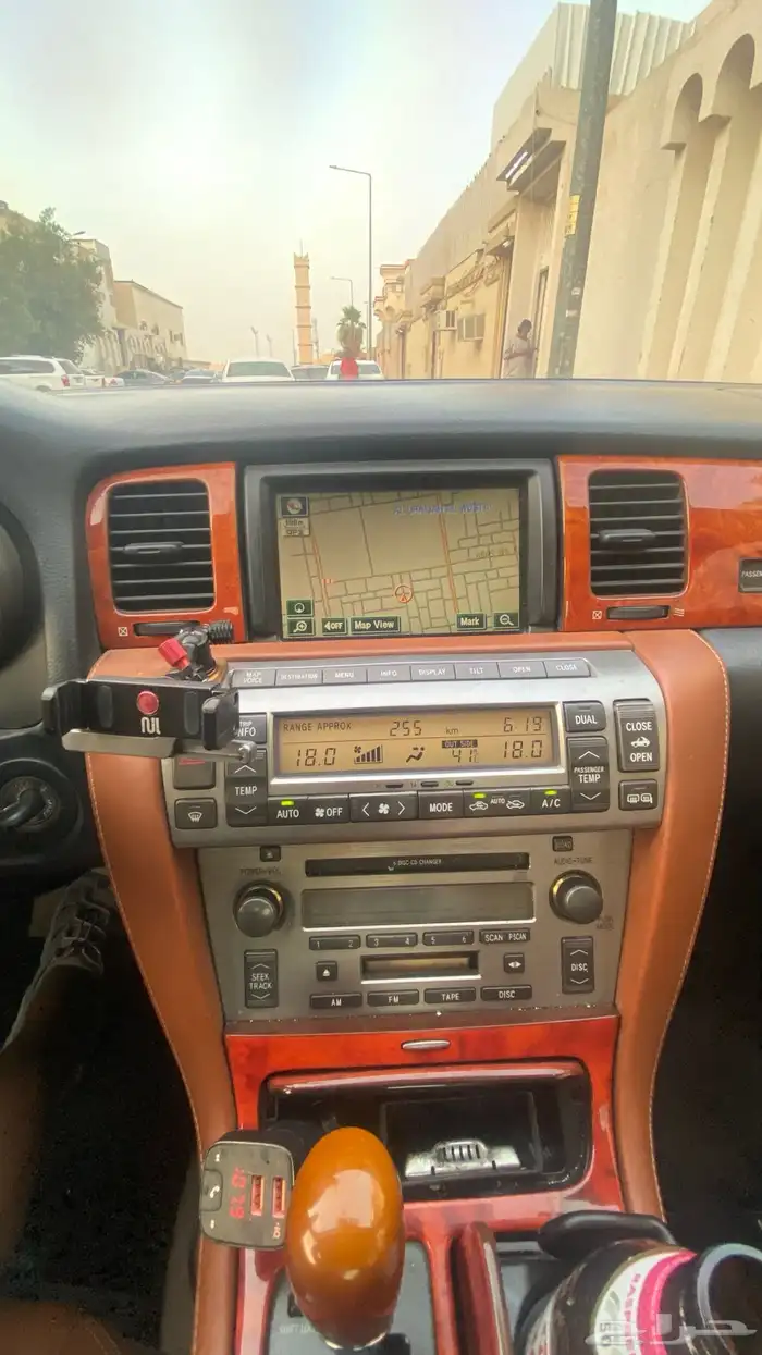 لكزس Sc430 كوبية كشف 2005 لون ابيض داخلية جملي نظيفه 21
