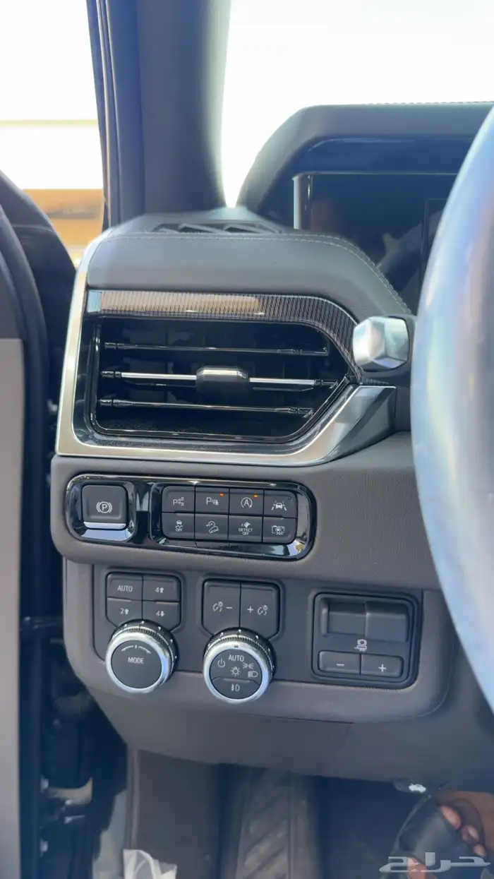 جمس يوكن 2025 الفيشن 17