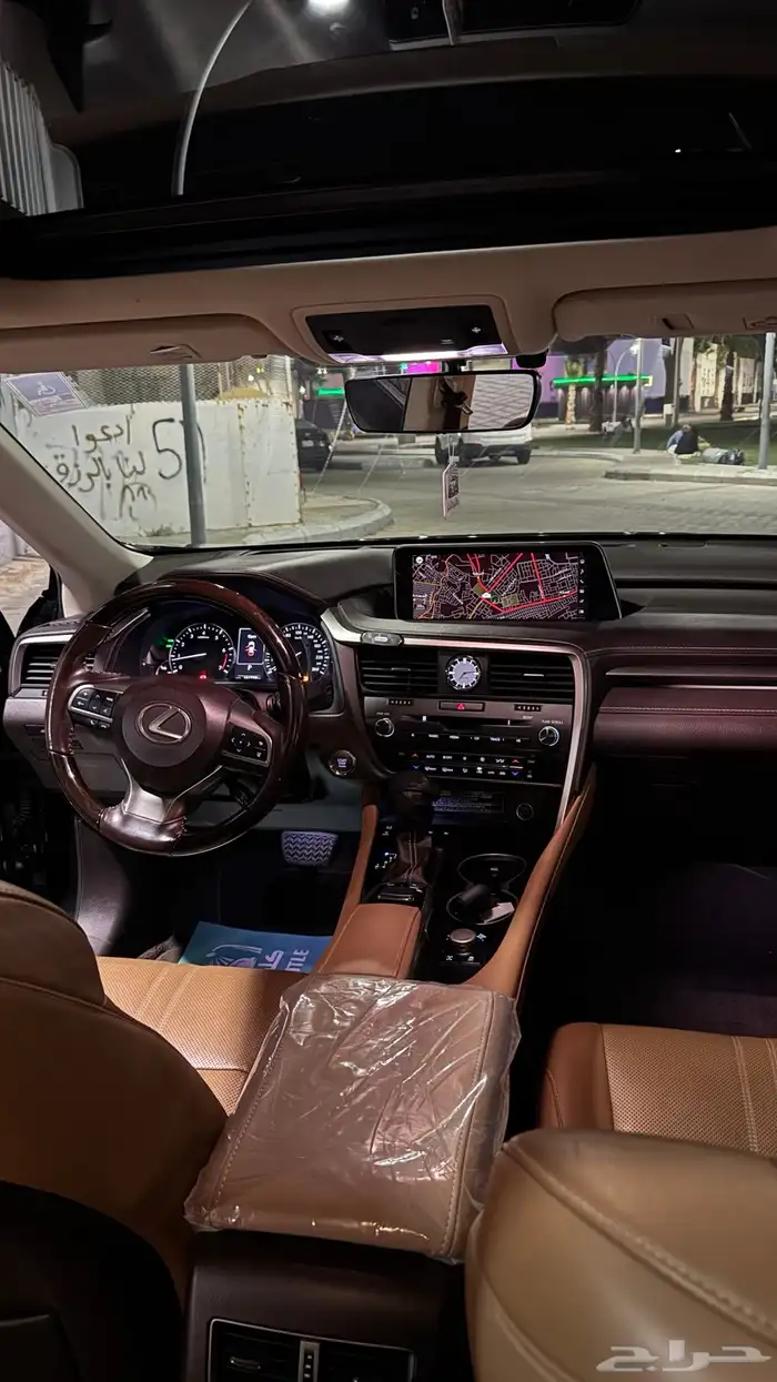 لكزس RX350 2017 6