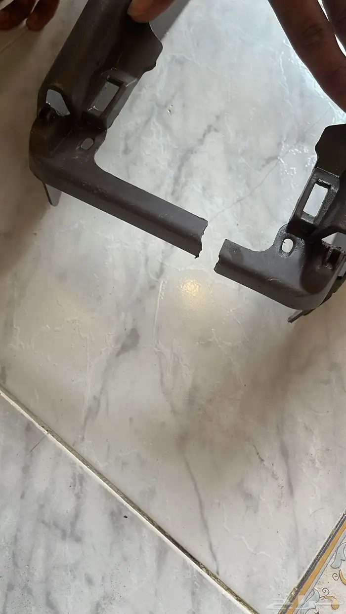 للبيع قطع غيار كامري 98 2002 3