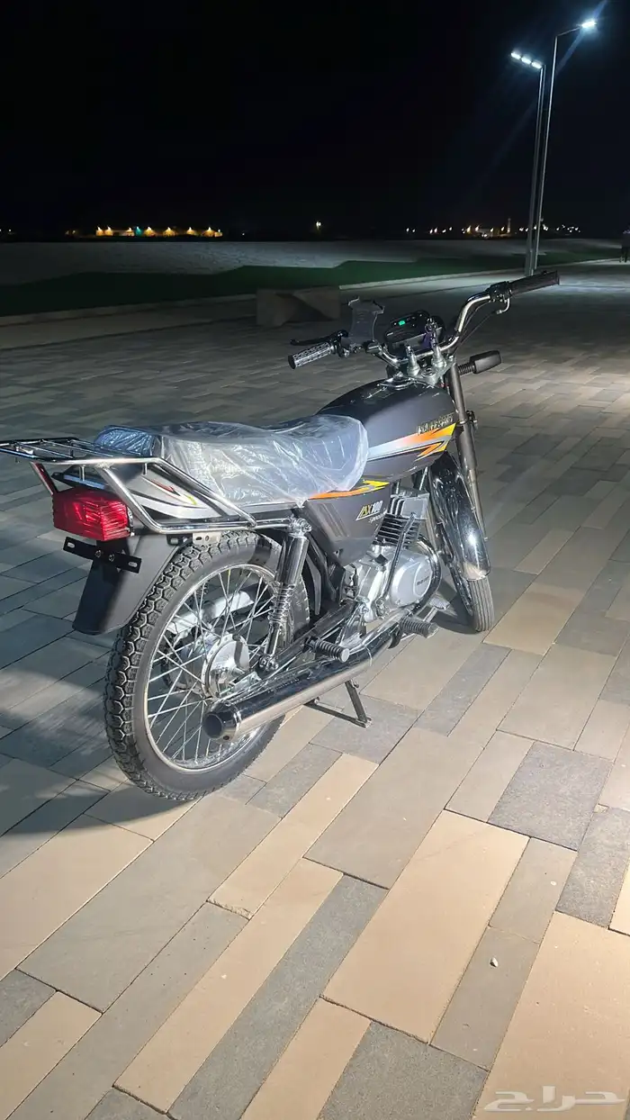 دبابAX 100 0
