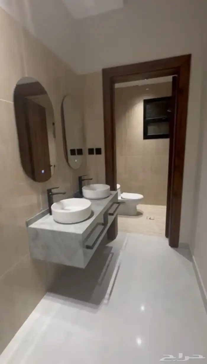 شقه للايجار حي الجنادرية 3غرف 0