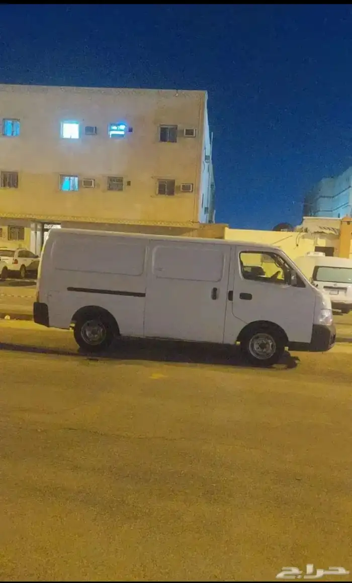 للايجار باصات ركاب وبضاعة 0