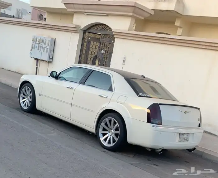 كرايسلر C300 فل كامل 9