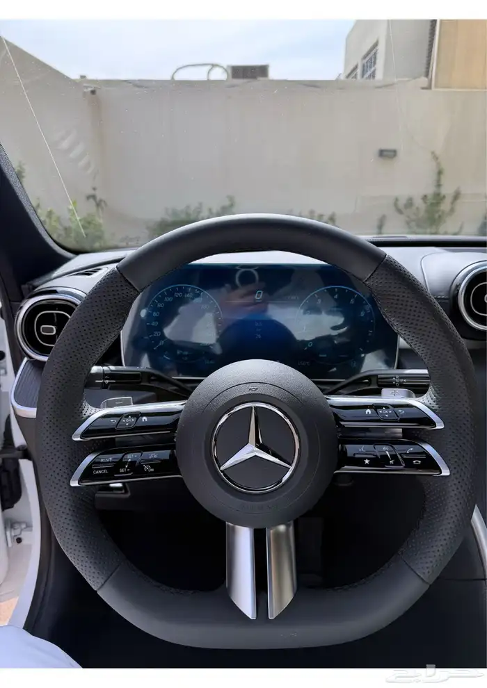 مرسيدس C200L 2025 اصفاار طلبيه خاصه.. 7